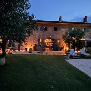Le Clos De Mara Guest house
